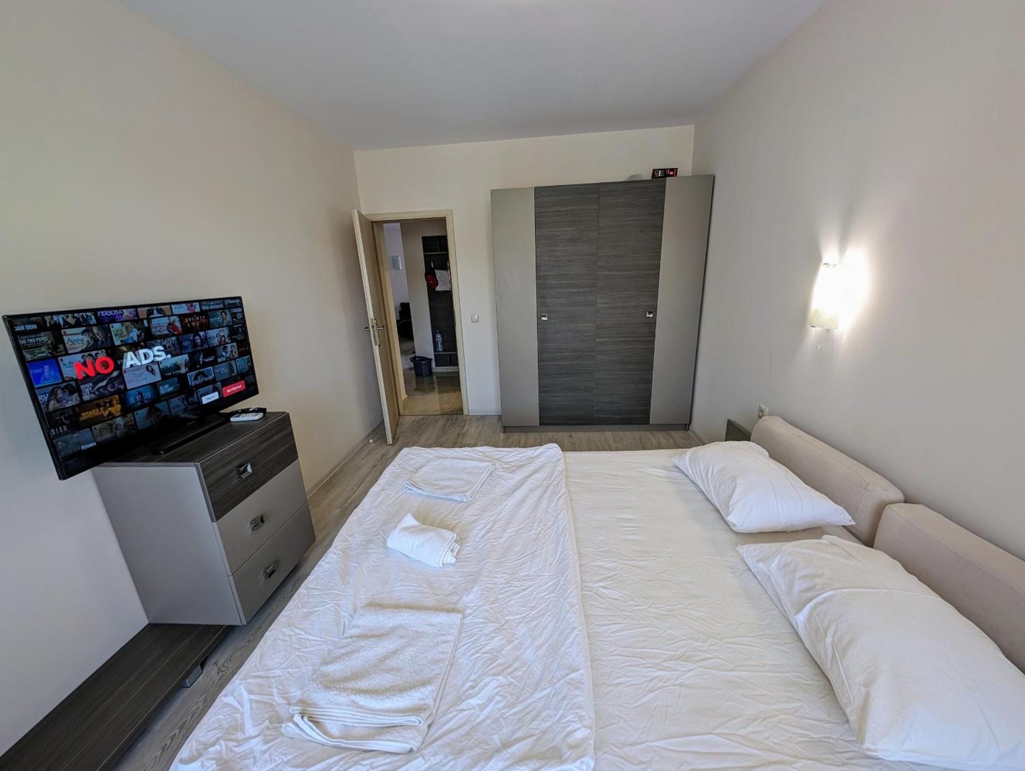 Sunny Star Dreams Condo W Prime Location, Pool, Sea View Sveti Vlas Exterior foto