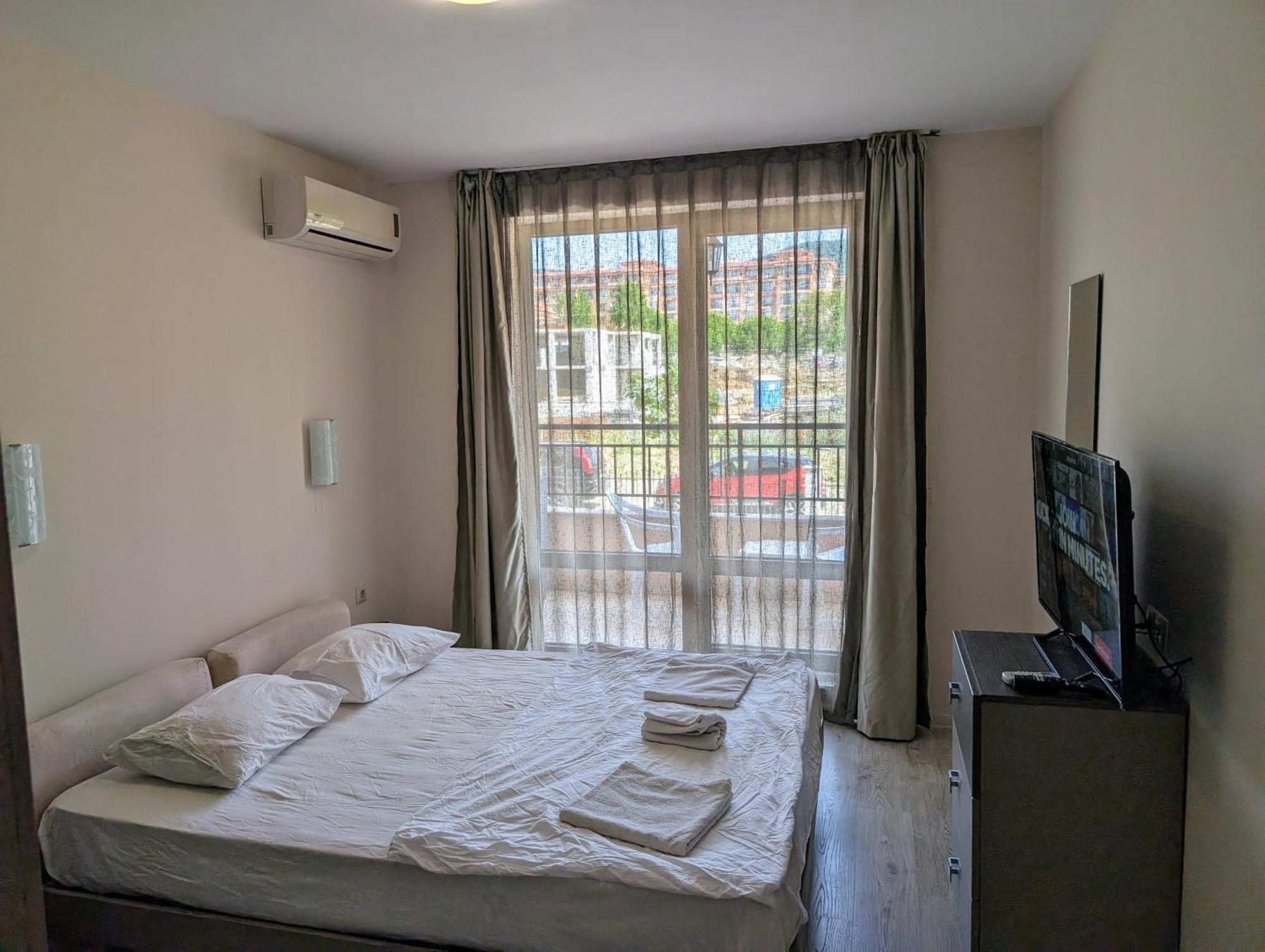 Sunny Star Dreams Condo W Prime Location, Pool, Sea View Sveti Vlas Exterior foto